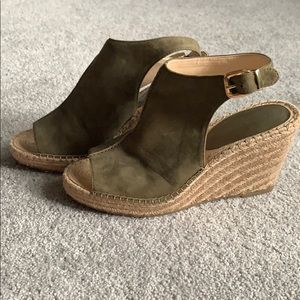 Banana Republic Green Suede Espadrille
